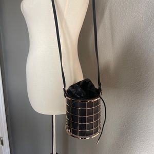 Zara bucket bag - gold and black